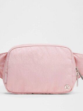 NEW Lululemon Belt Bag Large 2L in Pink Haze